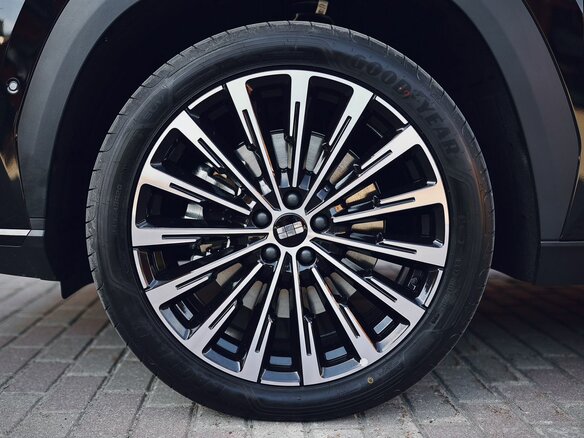2026 Geely Galaxy M7, чёрный, 3700000 рублей - вид 27