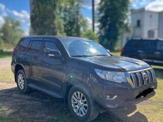2019 Toyota Land Cruiser Prado 150 Series Рестайлинг 2, чёрный, 3500000 рублей, вид 2