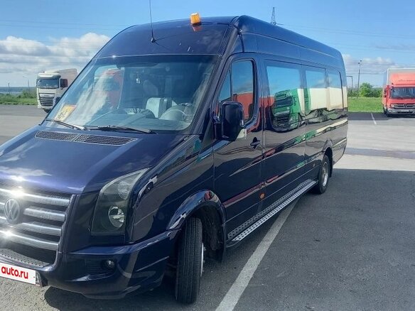 2009 Volkswagen Crafter, синий, 2200000 рублей - вид 2
