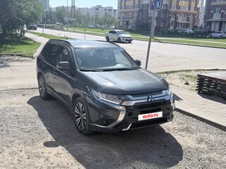 2021 Mitsubishi Outlander III Рестайлинг 3, коричневый, 1800000 рублей, вид 1
