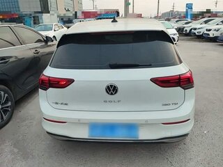 2023 Volkswagen Golf VIII, белый, 1700111 рублей, вид 5