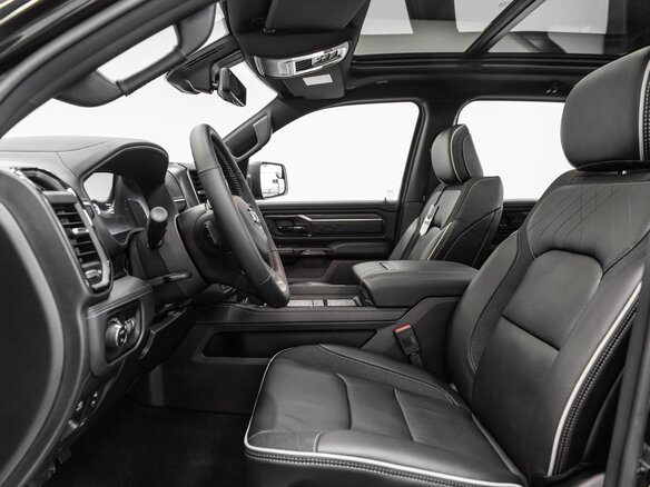2026 Ram 1500 Crew Cab eTorque V Рестайлинг, чёрный, 11090000 рублей - вид 14
