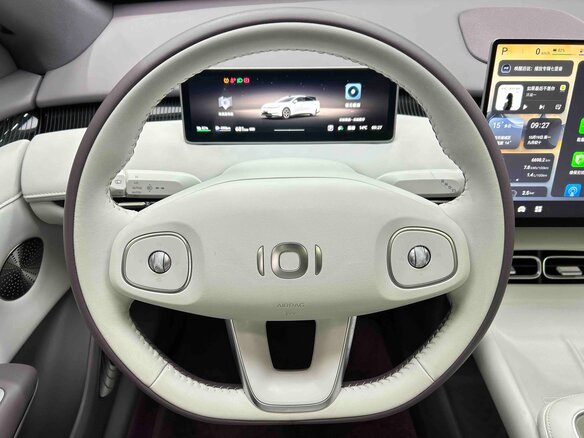 2025 Changan Qiyuan A06 28.39 kWh, серебристый, 2650000 рублей - вид 7