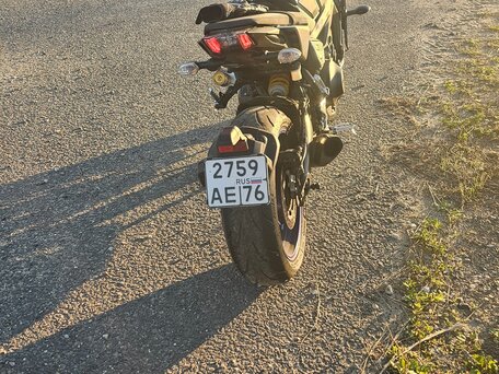 2019 Yamaha MT-09 (FZ-09), серый, 900000 рублей, вид 4