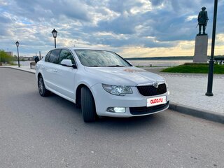 2010 Skoda Superb II, белый, 790000 рублей, вид 3