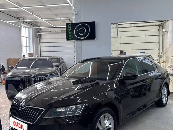 2017 Skoda Superb III, коричневый, 1650000 рублей
