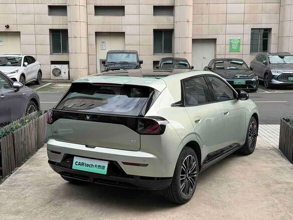 2025 Arcfox T1 42.3 kWh, зелёный, 1350401 рублей - вид 2