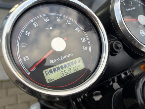 2024 Royal Enfield Continental GT, белый, 599000 рублей - вид 9