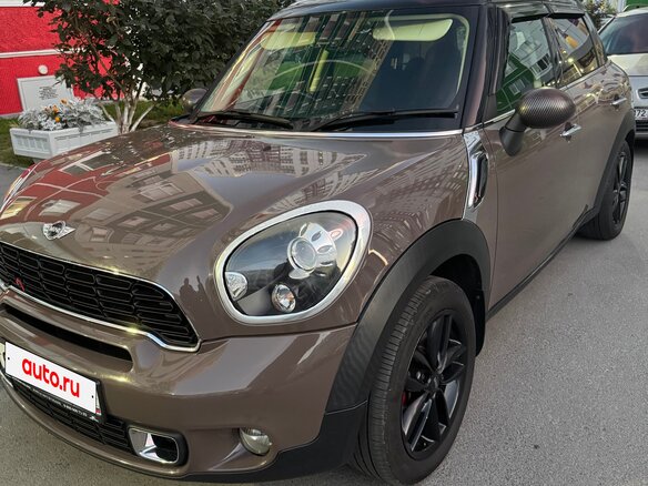 2013 Mini Countryman Cooper S I, коричневый, 870000 рублей