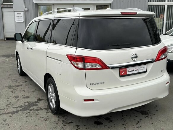 2017 Nissan Quest IV, белый, 2687000 рублей - вид 1