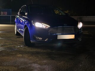2015 Ford Focus III Рестайлинг, синий, 1050000 рублей, вид 4