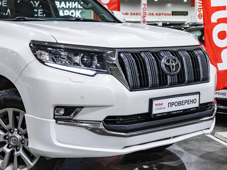 2019 Toyota Land Cruiser Prado 150 Series Рестайлинг 2, белый, 4499700 рублей, вид 4