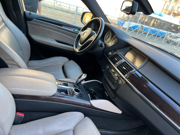 2010 BMW X6 35i 8-speed I (E71), чёрный, 2100000 рублей - вид 16