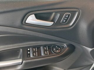 2017 Ford Kuga II Рестайлинг, белый, 1599000 рублей, вид 5
