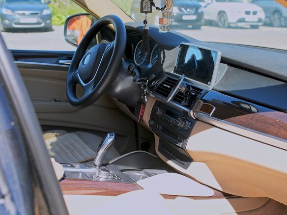 2012 BMW X6 50i I (E71) Рестайлинг, чёрный, 3100000 рублей - вид 6