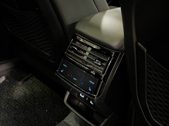 2024 Geely Monjaro I, чёрный, 3227000 рублей - вид 17
