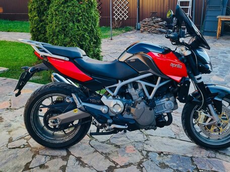 2008 Aprilia Mana 850, красный, 430000 рублей, вид 1