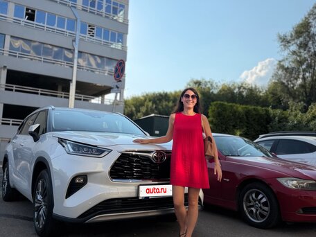2026 Toyota Highlander IV (XU70), белый, вид 1