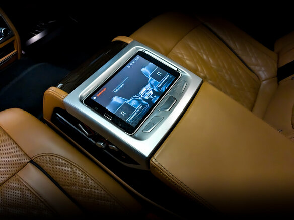 2022 BMW 7 серии Long 730Ld VI (G11/G12) Рестайлинг, чёрный, 6995000 рублей - вид 15