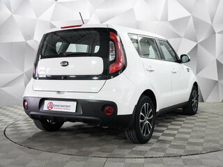 2019 Kia Soul II Рестайлинг, белый, 1711000 рублей, вид 5