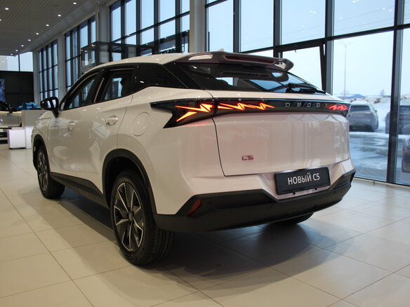 2026 Omoda C5 II, белый, 2399000 рублей - вид 4