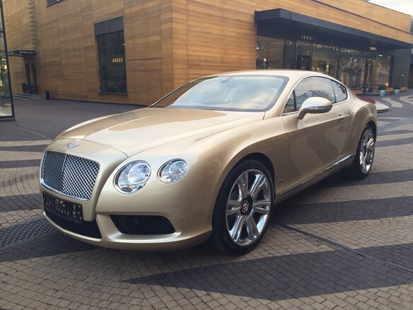 2015 Bentley Continental GT II, бежевый