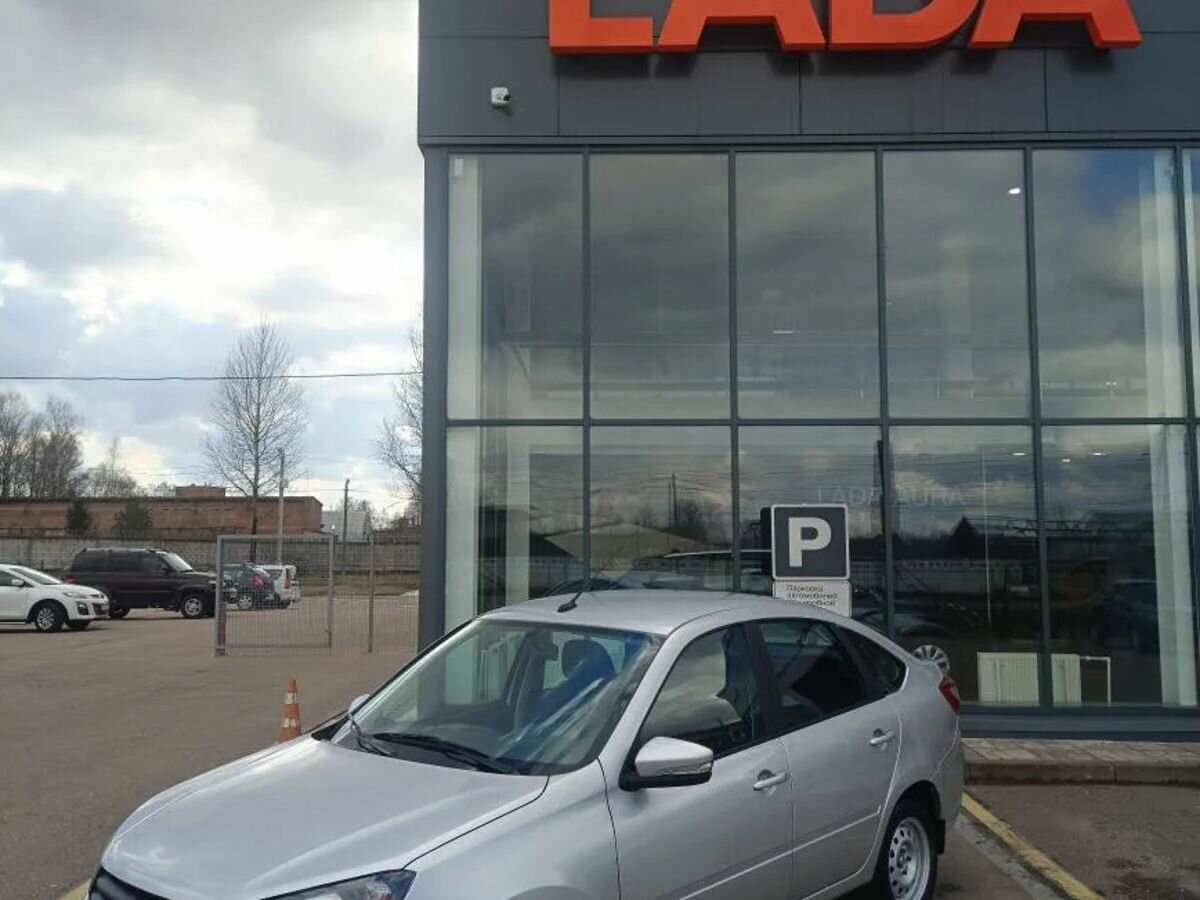 Открыть фотографии: Lada (ВАЗ) Granta I Рестайлинг
