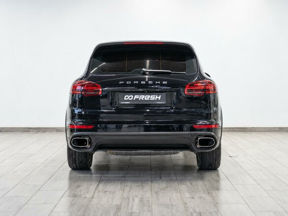 2015 Porsche Cayenne Diesel II Рестайлинг (958), чёрный, 3849000 рублей - вид 3