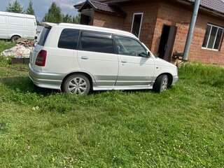 1999 Daihatsu Pyzar I Рестайлинг, белый, 145000 рублей, вид 3