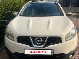 2010 Nissan Qashqai+2 I Рестайлинг, белый, 1500000 рублей, вид 4