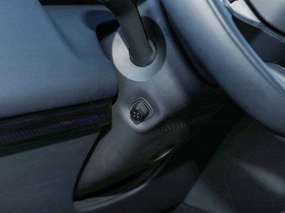 2026 Zeekr 9X 55 kWh (до 3.5 т), чёрный, 12670000 рублей - вид 18
