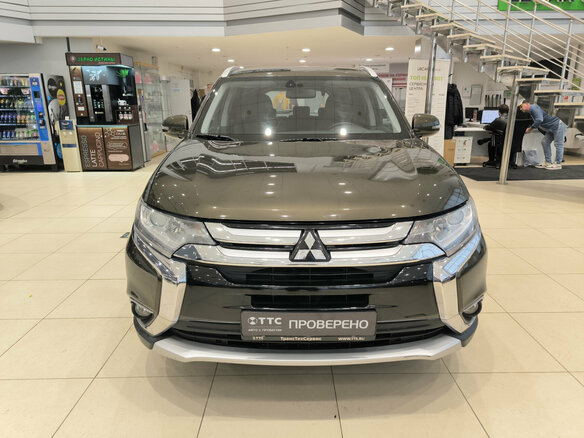 2017 Mitsubishi Outlander III Рестайлинг 2, коричневый, 2250000 рублей - вид 1