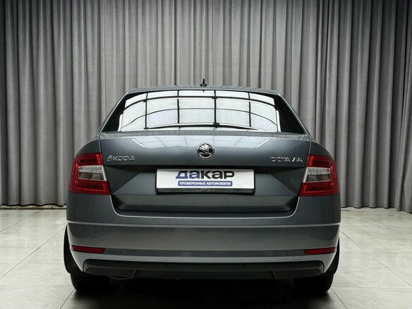 2017 Skoda Octavia III (A7) Рестайлинг, серый, 1799000 рублей - вид 5
