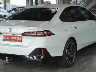 2025 BMW 5 серии 520d VIII (G60/G61/G68), белый, 7526841 рублей, вид 4