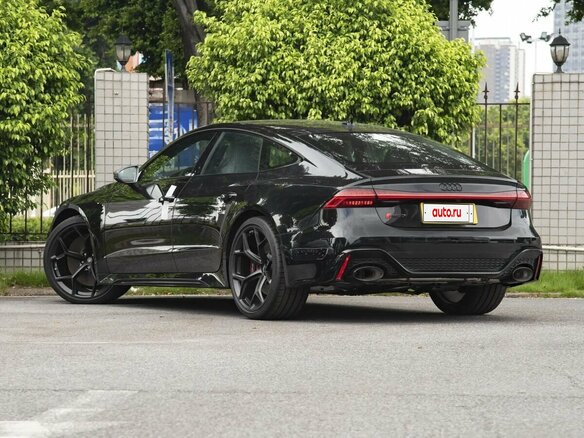 2025 Audi A7 45 TFSI II (4K), чёрный, 7840000 рублей - вид 4