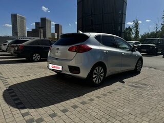 2018 Kia Ceed II Рестайлинг, серебристый, 1010000 рублей, вид 5
