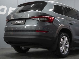 2021 Skoda Kodiaq I, серый, 3390000 рублей, вид 5