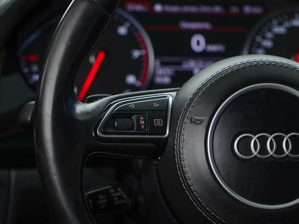 2014 Audi A8 III (D4) Рестайлинг, чёрный, 1869088 рублей - вид 13