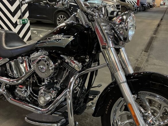 2009 Harley-Davidson Fat Boy, чёрный, 985000 рублей - вид 10