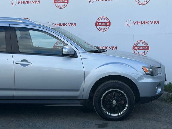 2010 Mitsubishi Outlander II Рестайлинг, серебристый, 909000 рублей - вид 17