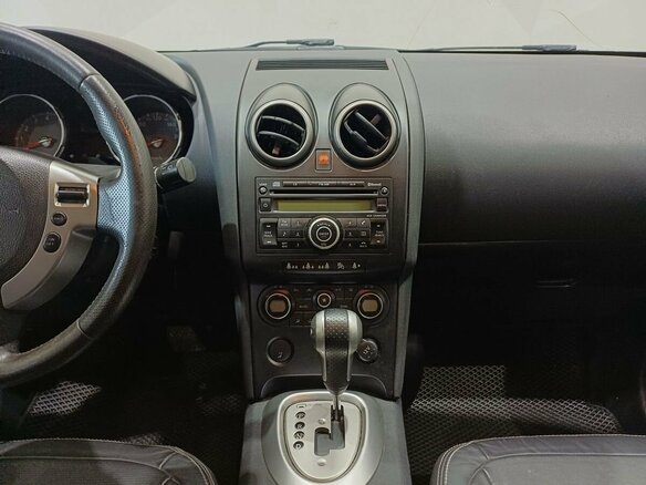 2008 Nissan Qashqai+2 I, красный - вид 12