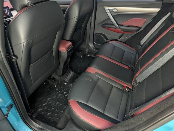 2023 Geely Coolray I, синий, 1699000 рублей - вид 19