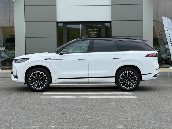 2026 Jaecoo J8, белый, 4845000 рублей - вид 2