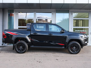 2025 Toyota Hilux VIII Рестайлинг 2, чёрный, 8190000 рублей, вид 4