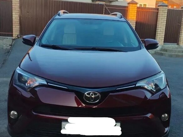 2017 Toyota RAV4 IV (XA40) Рестайлинг, красный, 2300000 рублей - вид 3