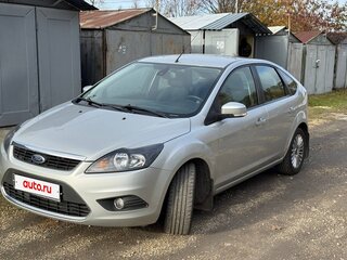 2008 Ford Focus II Рестайлинг, серебристый, 770000 рублей, вид 1
