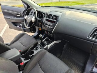 2011 Mitsubishi ASX I, чёрный, 865000 рублей, вид 4