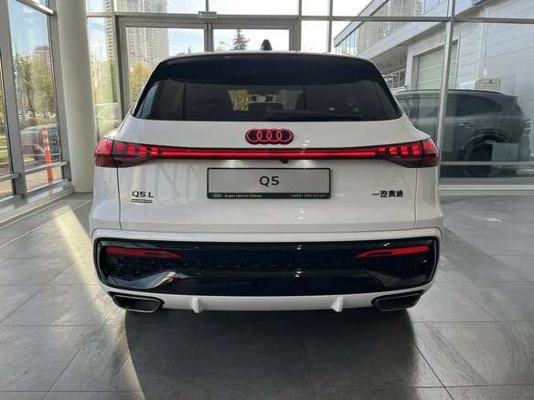 2026 Audi Q5 L III (GU), белый, 7000000 рублей - вид 5