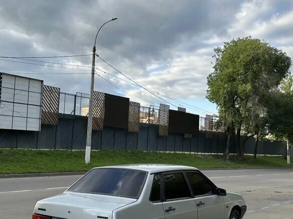 2001 Lada (ВАЗ) 21099, серебристый, 135000 рублей - вид 5