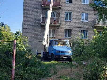 2004 ЗИЛ 5301, голубой, 3500000 рублей, вид 2